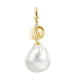 Yellow Gold Baroque Pearl Resort Fig Contemporary Pendant Necklace with Diamond