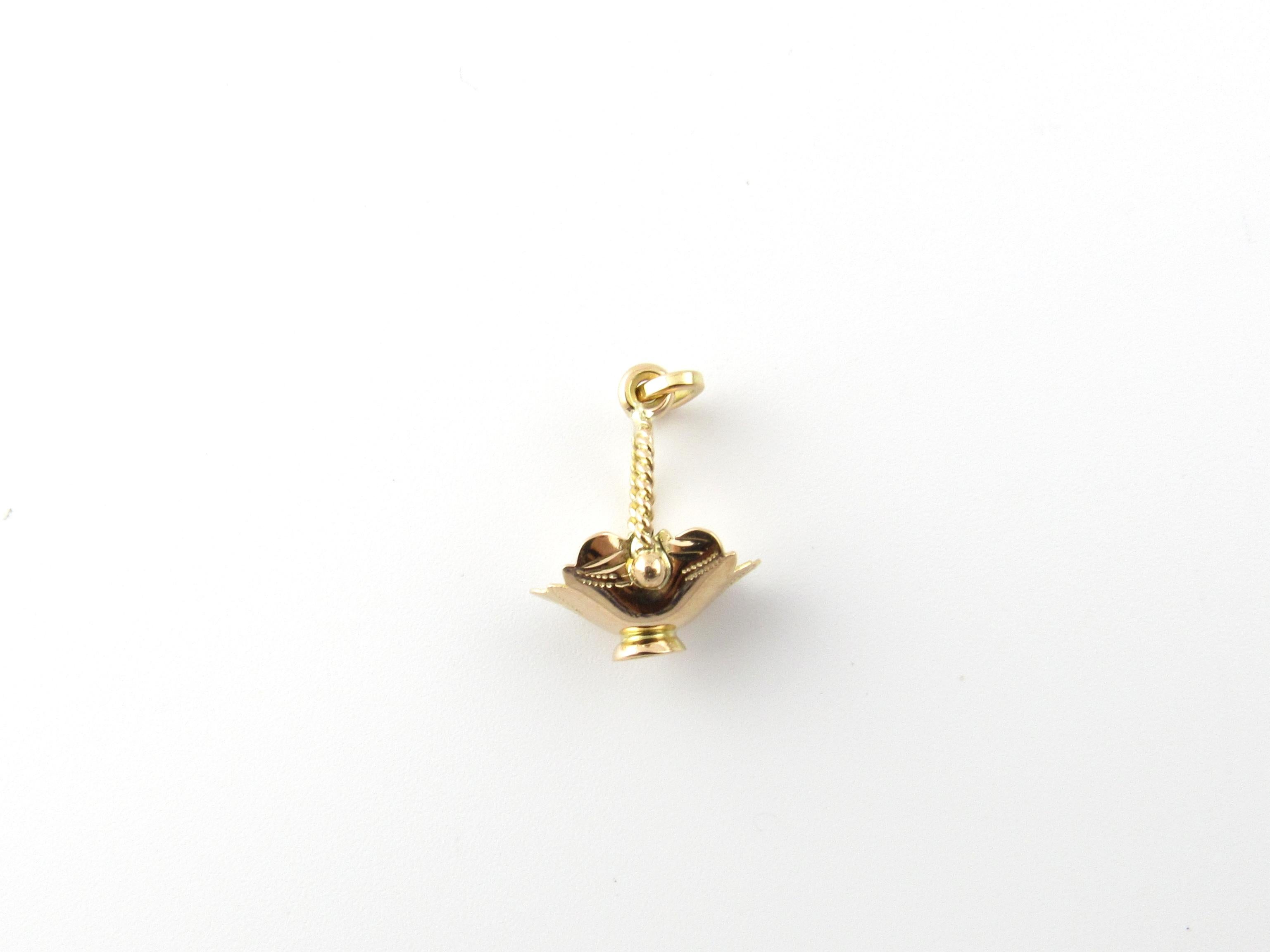 18 Karat Yellow Gold Basket Charm 3