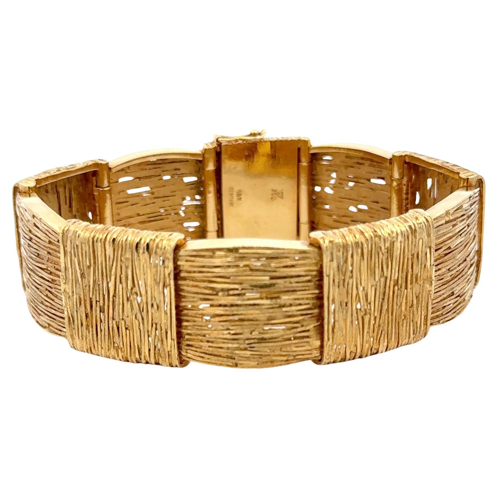 18 Karat Yellow Gold Basket Weave Box Motif Link Bracelet 76.1 Grams