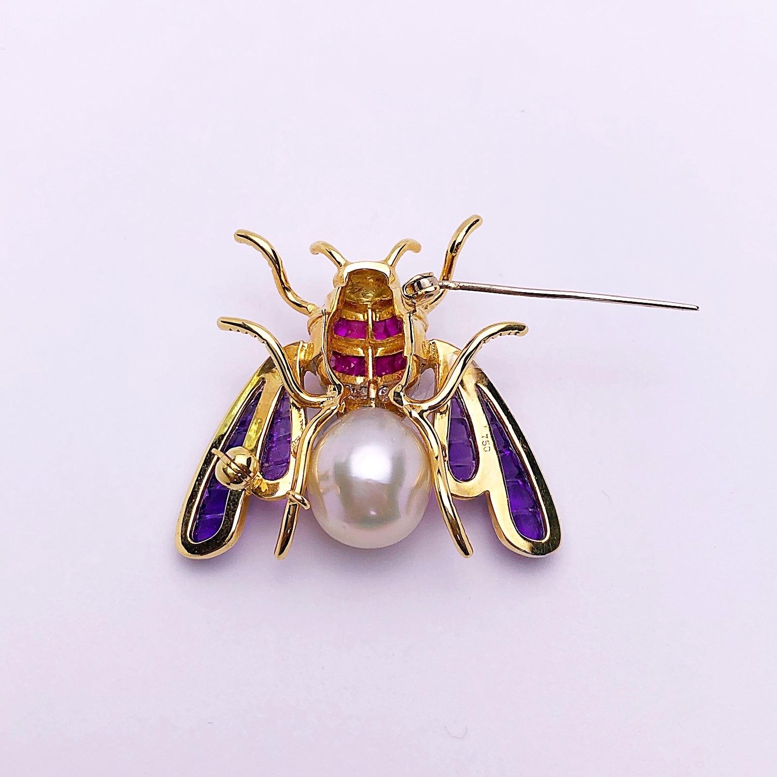 Sugarloaf Cabochon 18 Karat Yellow Gold Bee Brooch with Ruby, Diamond, Amethyst and South Sea Pearl For Sale