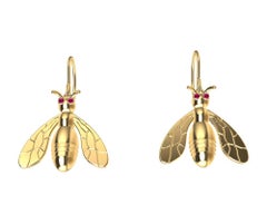 18 Karat Yellow Gold Bee Earrings with Rubies
