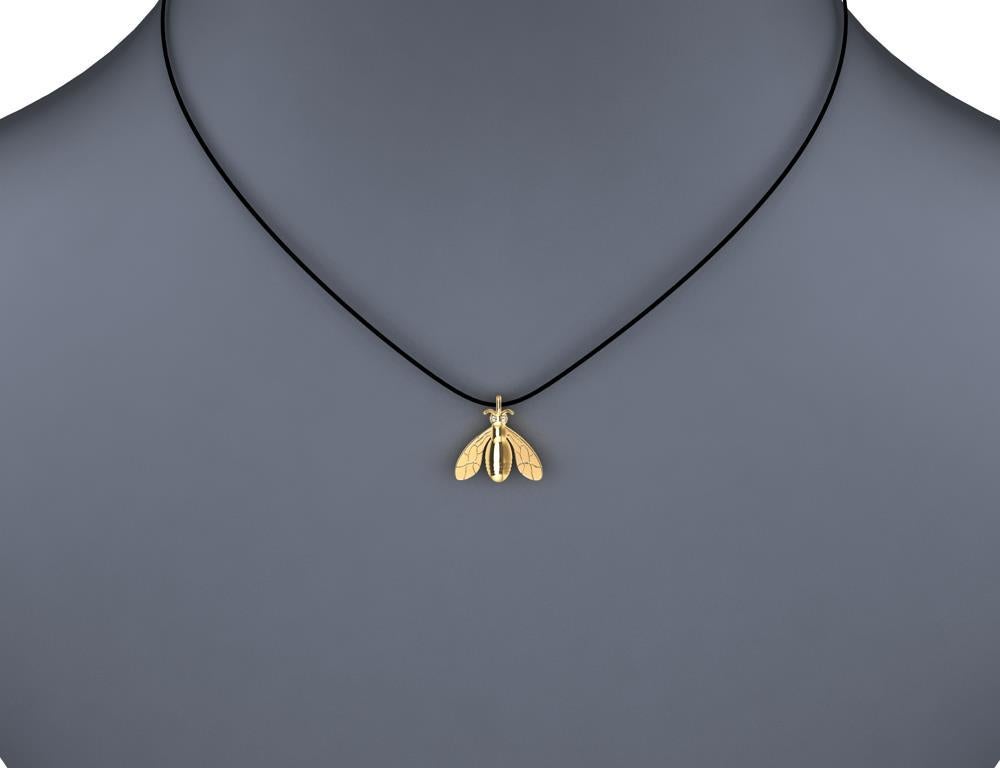Women's 18 Karat Yellow Gold Bee Pendant Necklace with GIA Diamonds For Sale