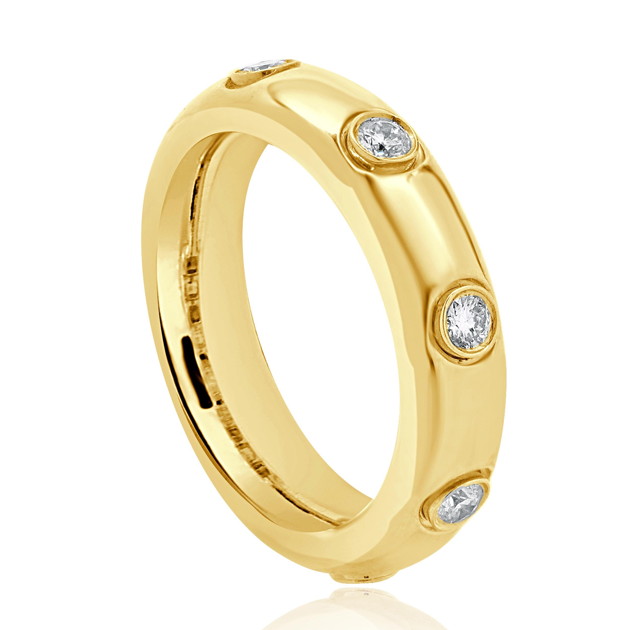 Material: 18K yellow gold
Diamond: 8 round brilliant cut = 0.48cttw
Color: G
Clarity: SI1
Ring Size: 6.5 (please allow up to 2 additional business days for sizing requests)
Weight: 8.34 grams
