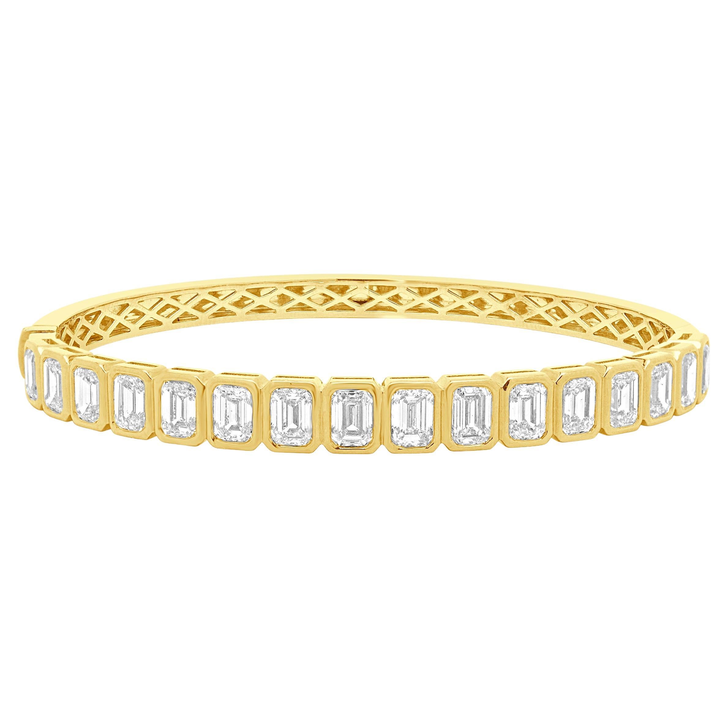 Bracelet en or jaune 18 carats avec chaton et diamant taille émeraude