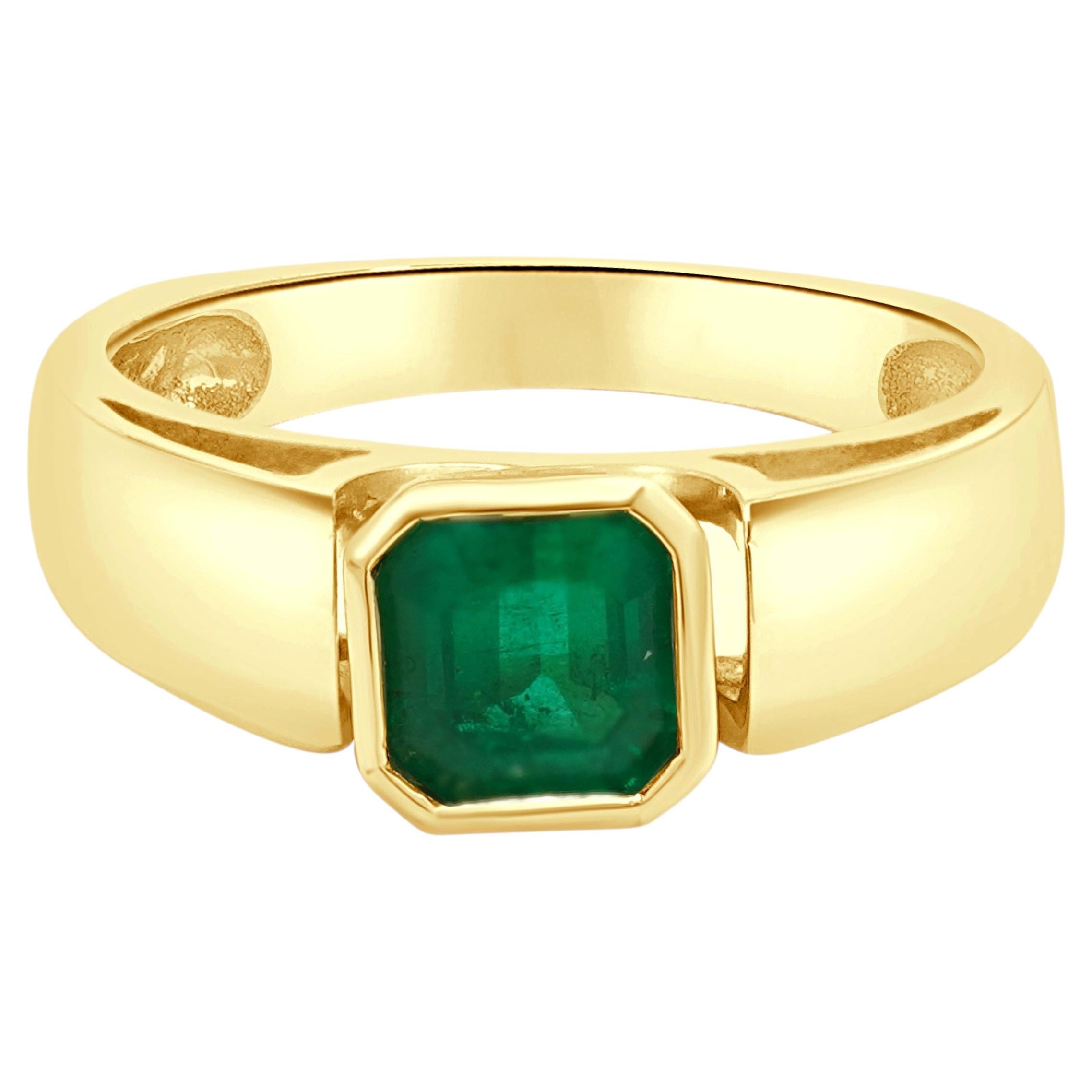 18 Karat Gelbgold Lünette Set Smaragd Schliff Smaragd Solitär Ring im Angebot