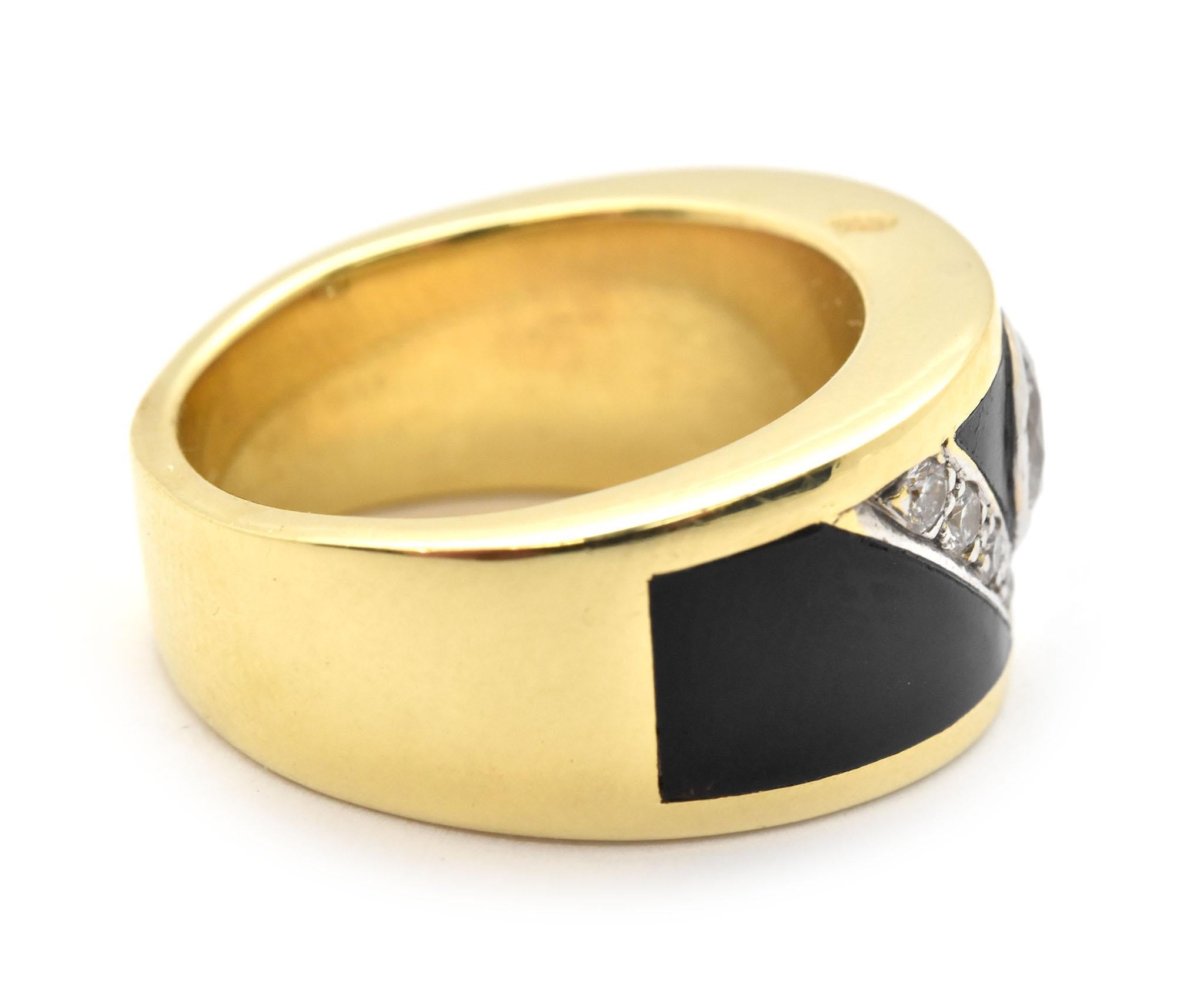 18 Karat Yellow Gold, Black Onyx and 1.14 Carat Diamond Band Ring In New Condition In Scottsdale, AZ