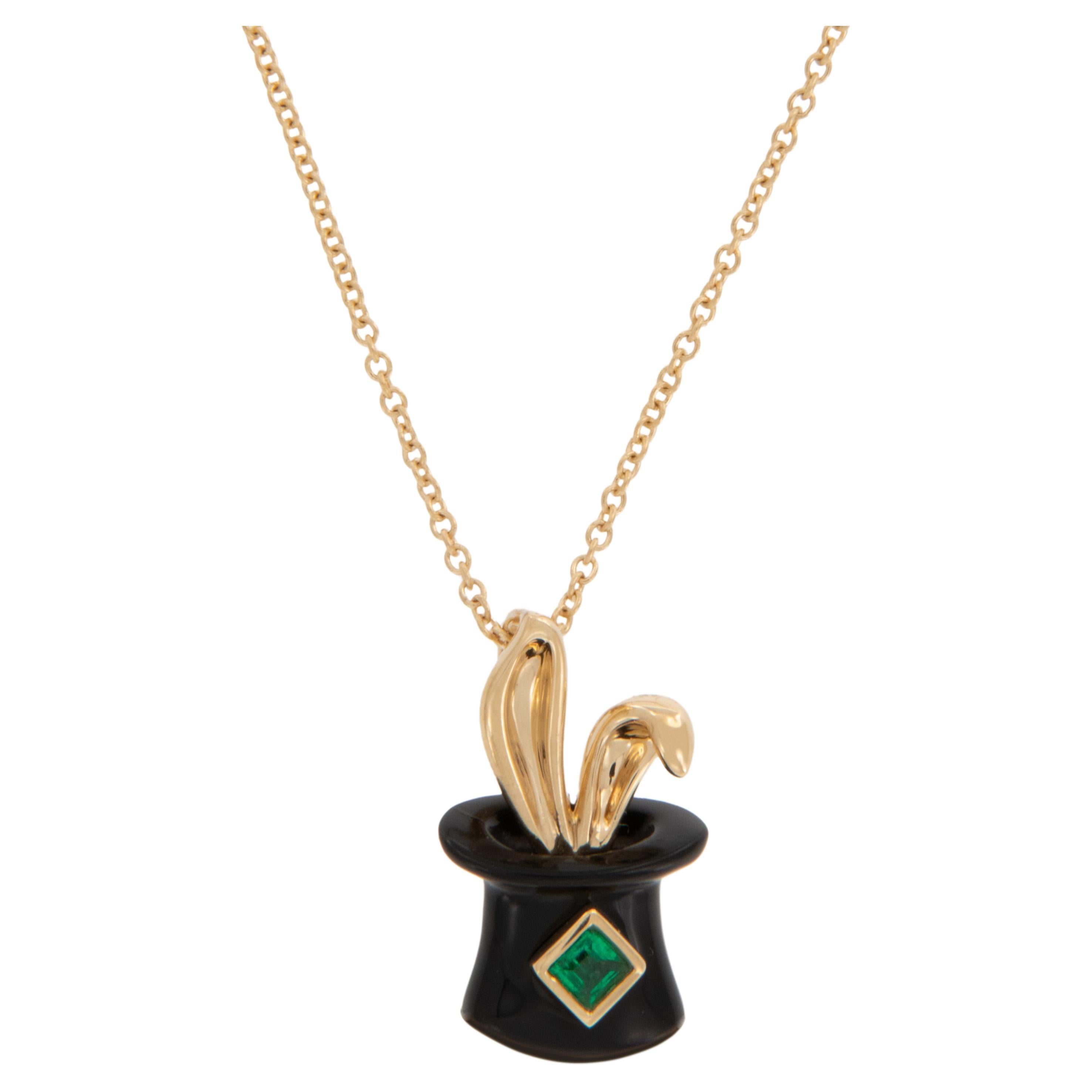 18 Karat Yellow Gold Black Onyx and Emerald Magic Hat Necklace For Sale