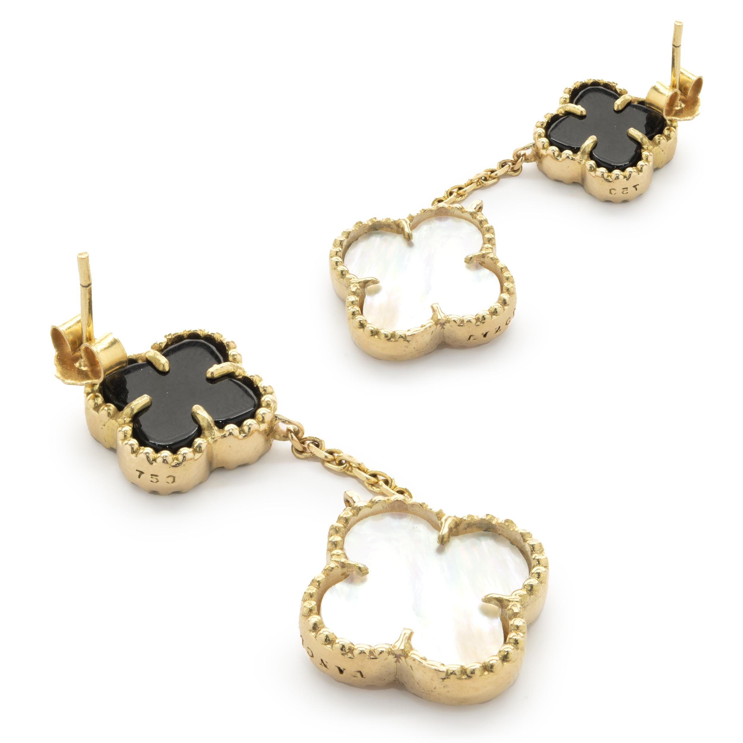 18 Karat Yellow Gold Black Onyx and Mother of Pearl Quatrefoil Drop Earrings In Excellent Condition For Sale In Scottsdale, AZ