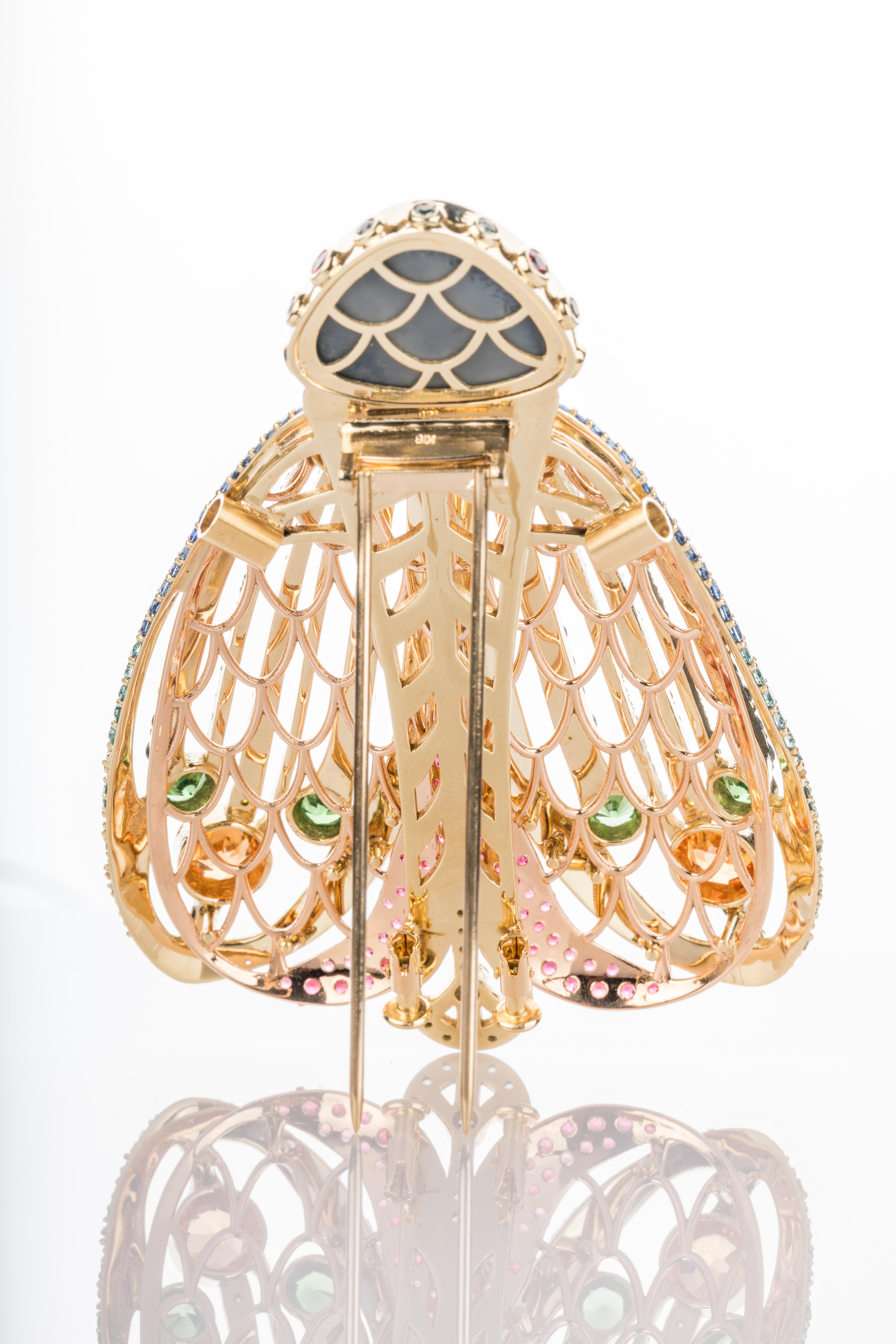 Broche et fermoir de collier en or jaune 18 carats, opale noire et papillon de nuit en pierres précieuses Neuf - En vente à Greenville, SC