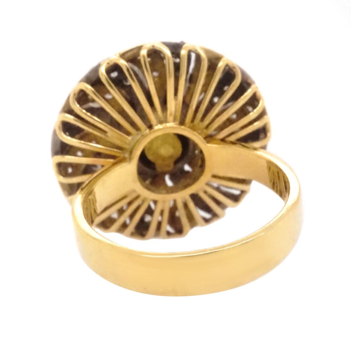 18 Karat Yellow Gold Black Pearl Diamond Cocktail Ring In Excellent Condition For Sale In New York, NY