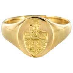 18 Karat Yellow Gold Blazon Women Modern Signet Ring