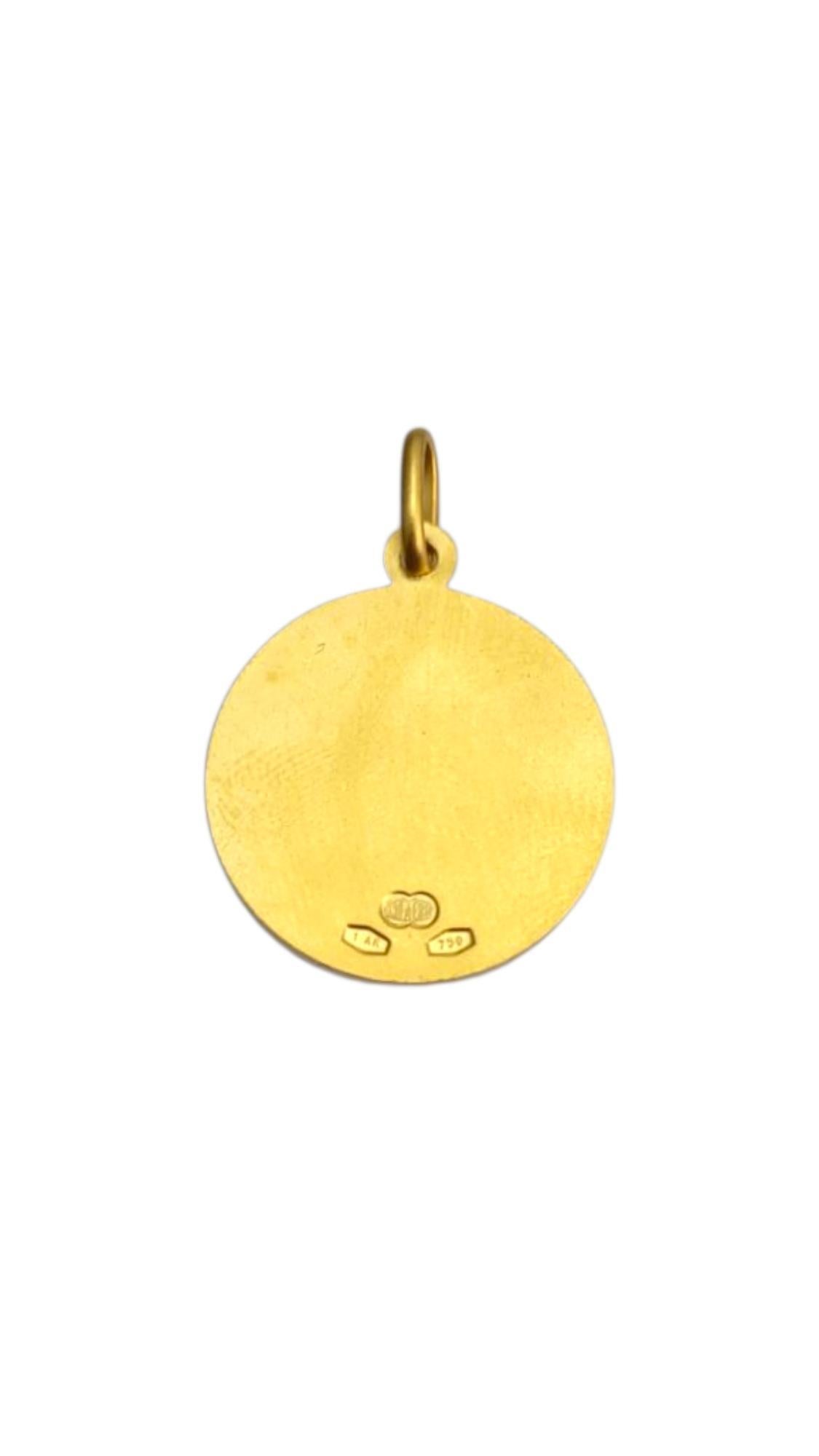 18 Karat Yellow Gold Blessed Mother and Baby Jesus Pendant

Elevate your faith with the timeless glow of this charm! This religious charm features a depiction of the Virgin Mary holding baby Jesus in 18 karat yellow gold.

Size: 23.6 mm X 20.2 mm X