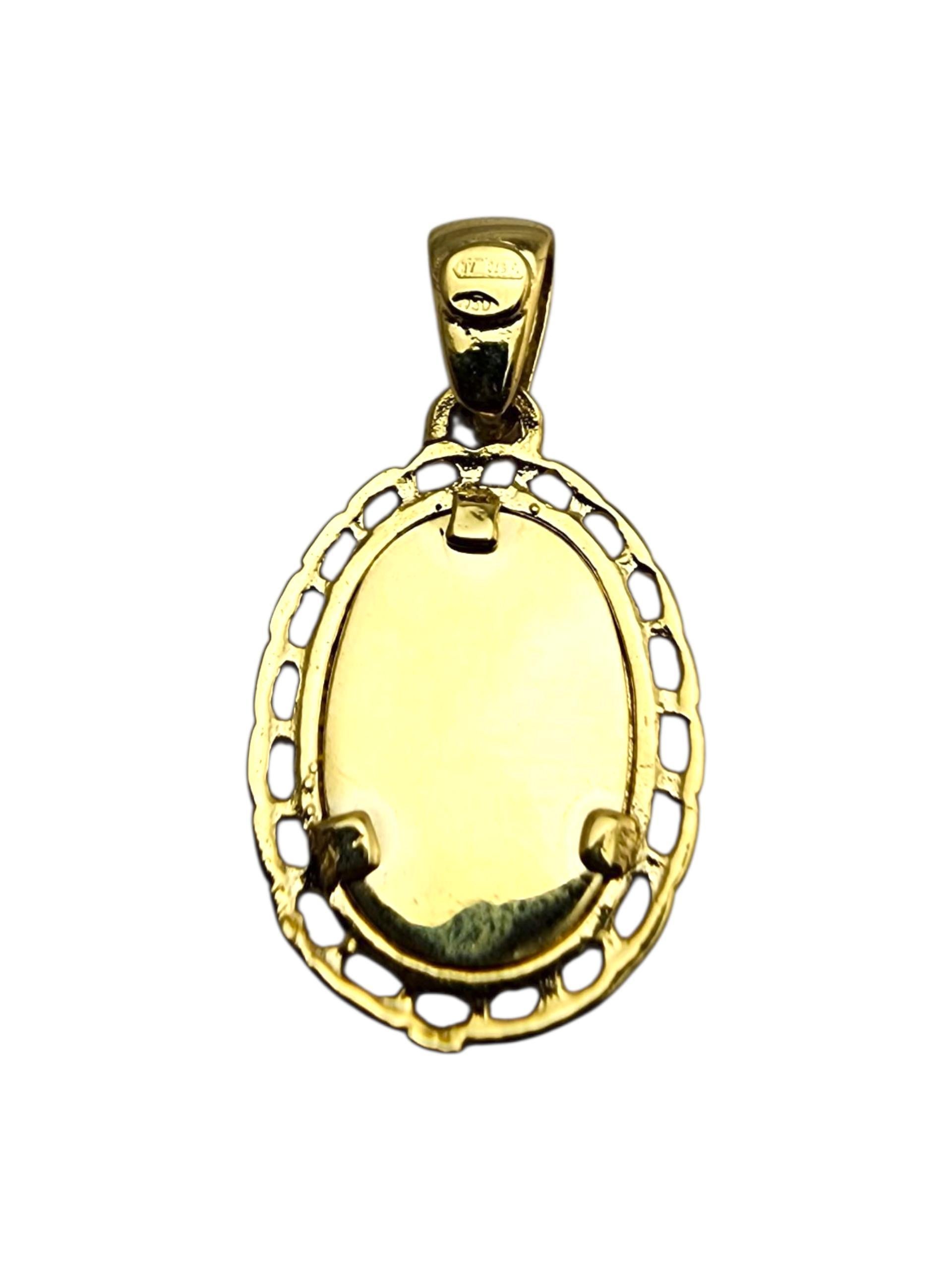 Pendentif en or jaune 18 carats représentant la Sainte Mère et l'Enfant Jésus #23691 en vente 6