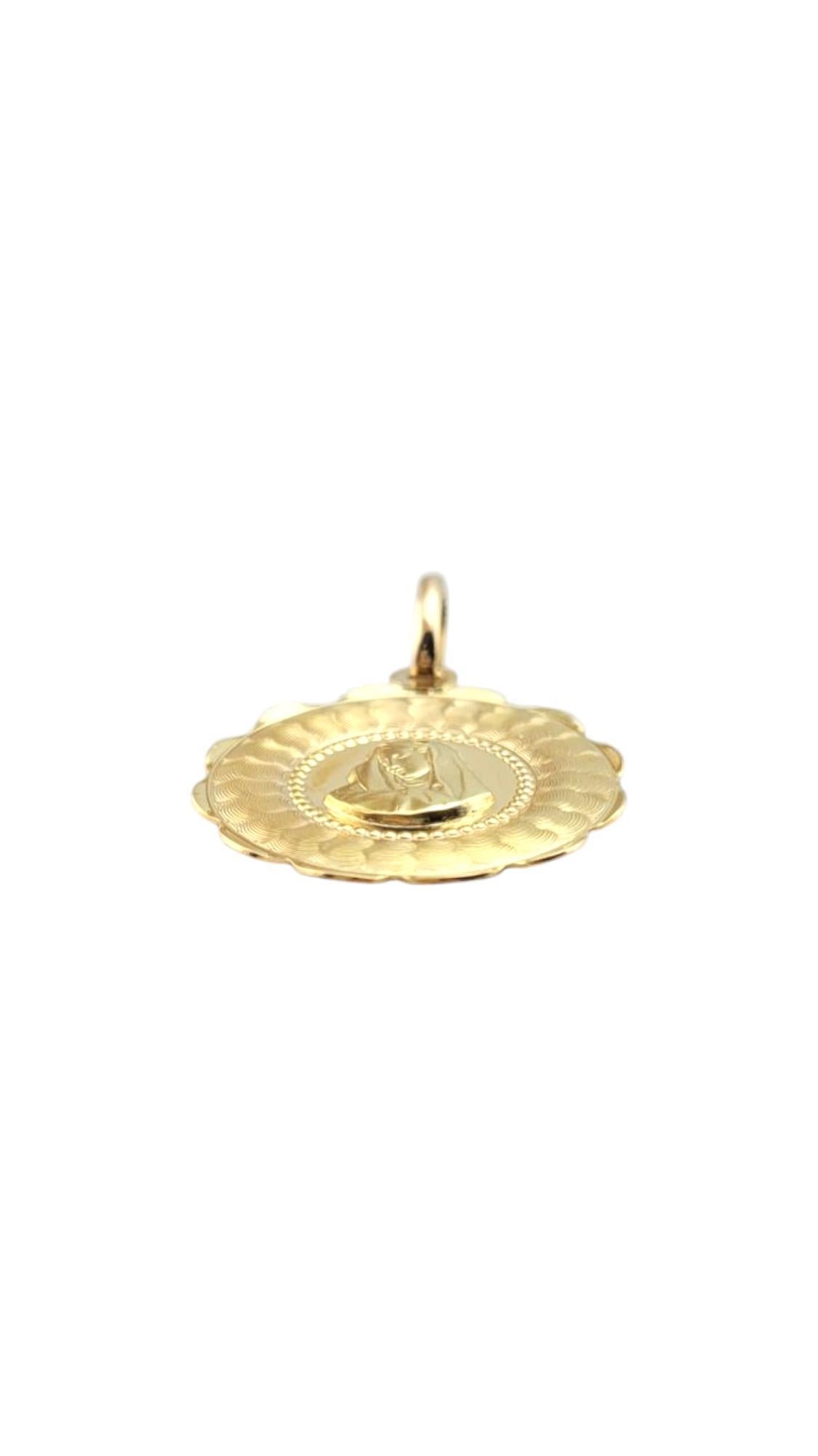 Pendentif Blessing en or jaune 18 carats #21143 Pour femmes en vente