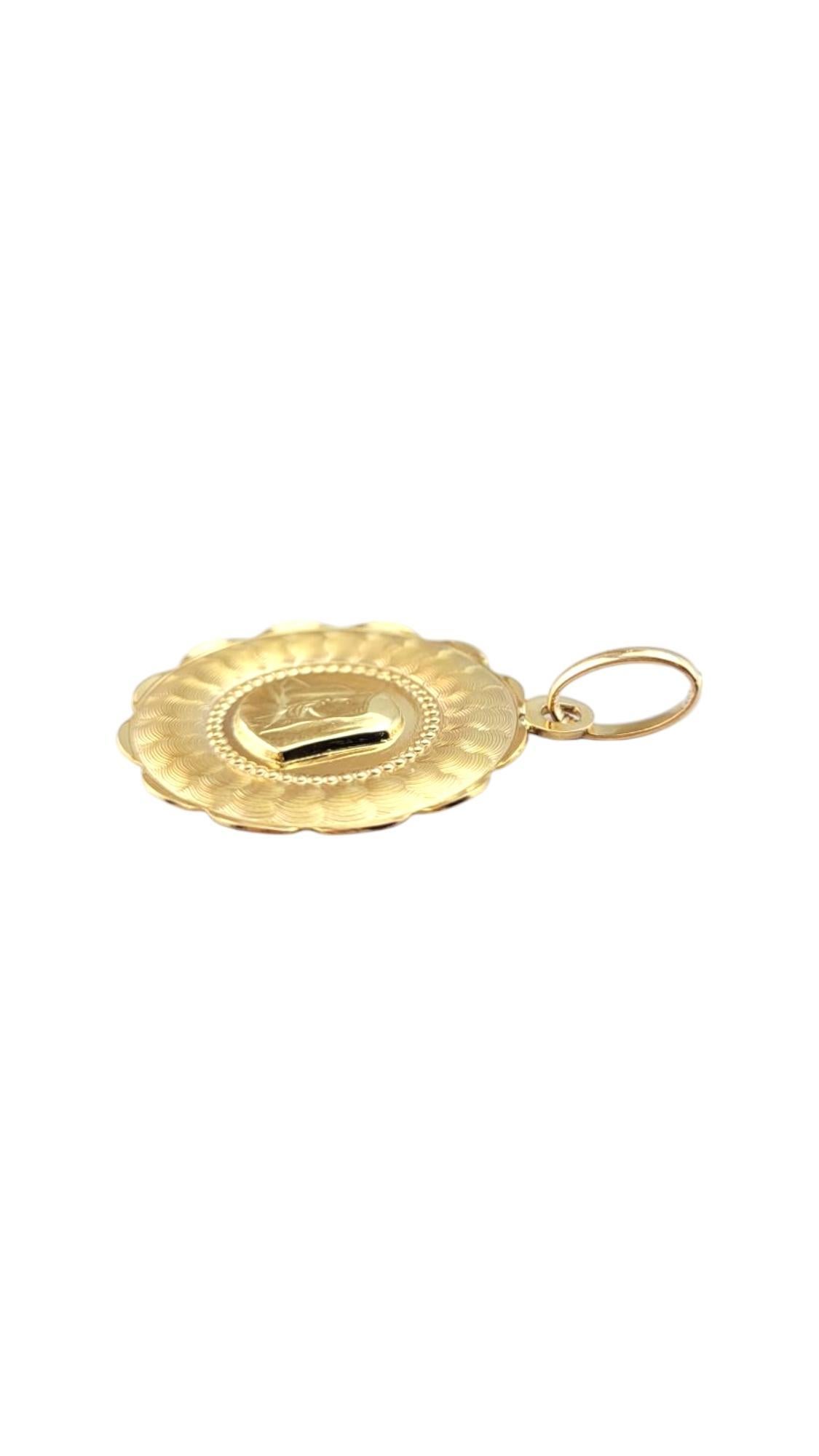 Pendentif Blessing en or jaune 18 carats #21143 en vente 1