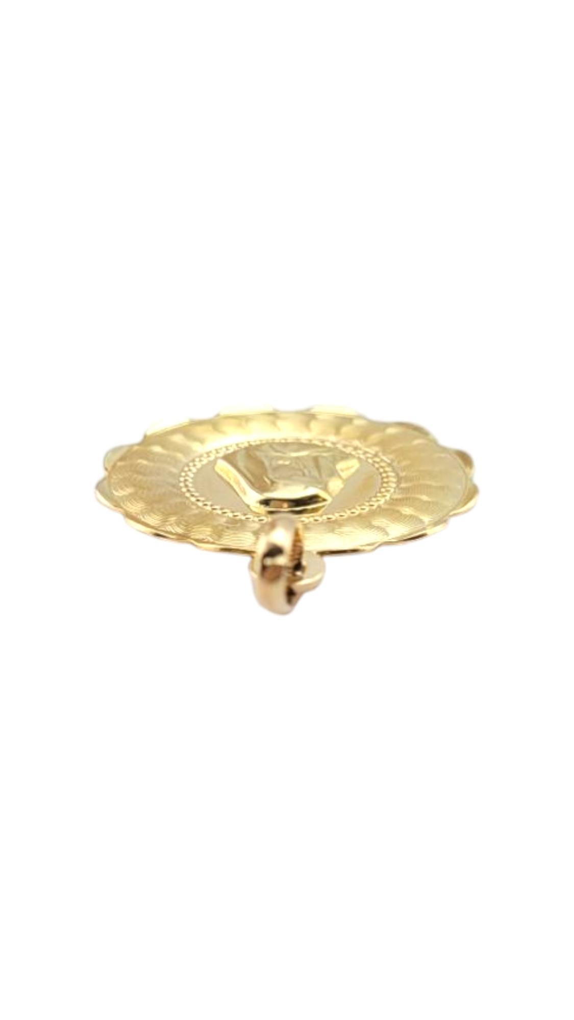 Pendentif Blessing en or jaune 18 carats #21143 en vente 2