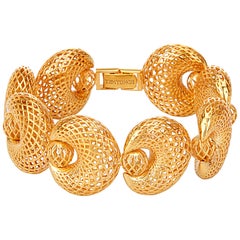 Yemyungji 18 Karat Yellow Gold Blooming Hinged Bracelet