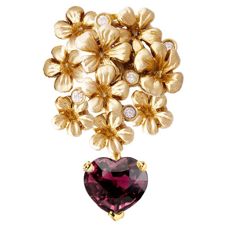 18 Karat Yellow Gold Blossom Brooch with Diamonds and Heart Cut Rubellite