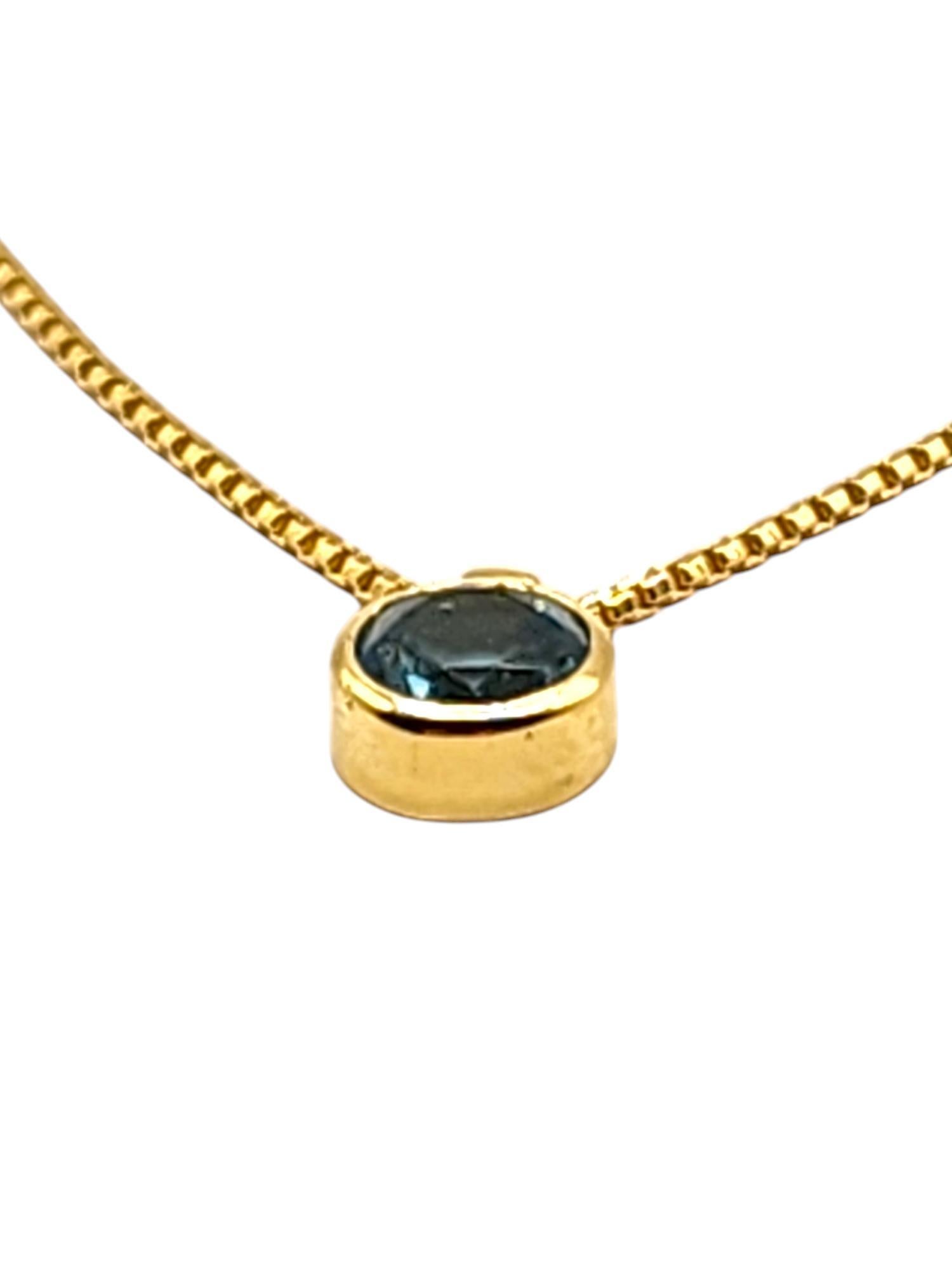 18 Karat Gelbgold Blaue facettierte Stein-Halskette mit Lünette #19980 (Rundschliff) im Angebot