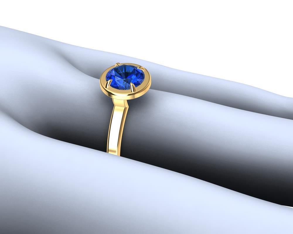 For Sale:  18 Karat Yellow Gold Blue Sapphire Ring 3