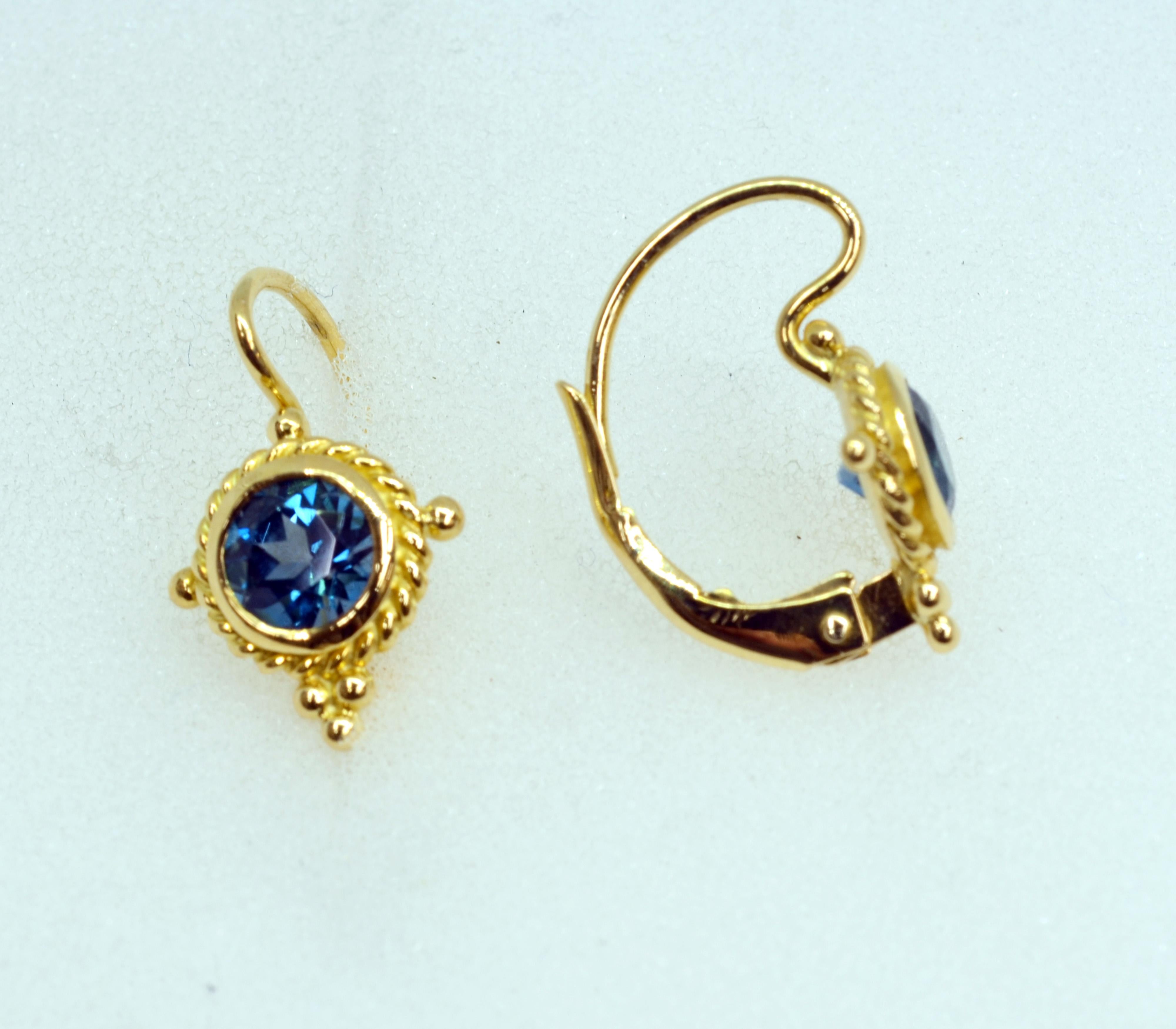 Brilliant Cut 18 Karat Yellow Gold Blue Topaz Drop Earrings For Sale