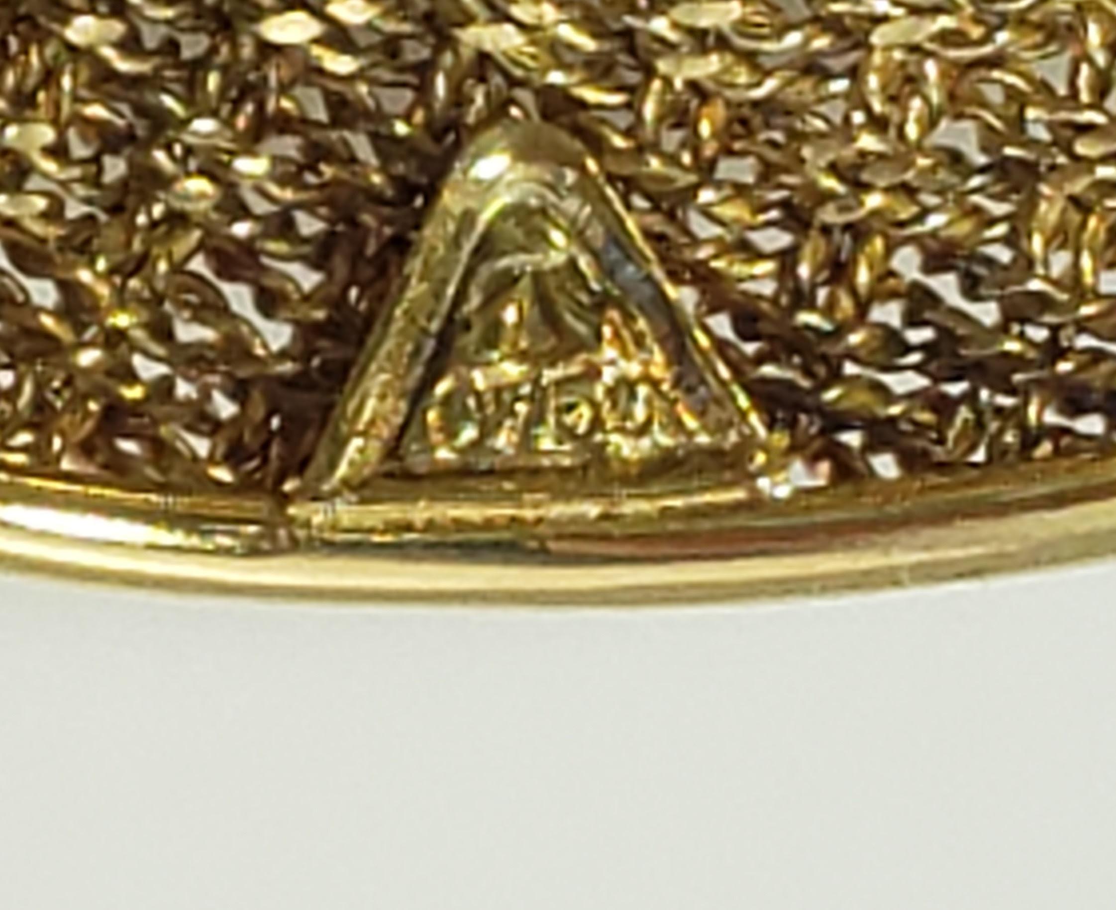 18 Karat Yellow Gold Aquamarine Pendant Necklace For Sale 1