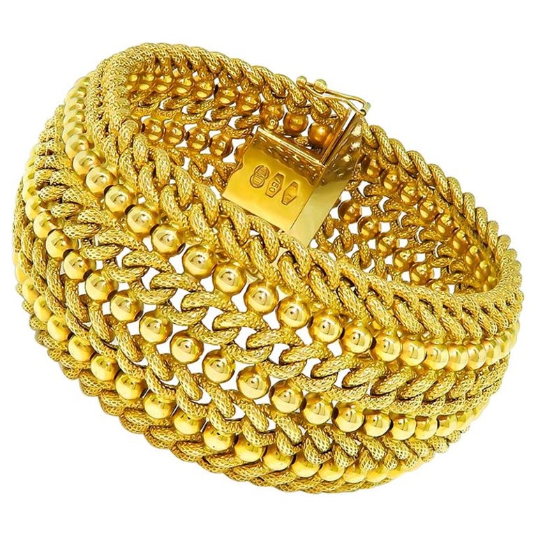18 Karat Yellow Gold Bracelet For Sale at 1stDibs