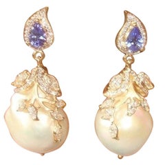 18 Karat Yellow Gold, Brilliant Cut Diamonds, Tanzanite and Pearl Earrings