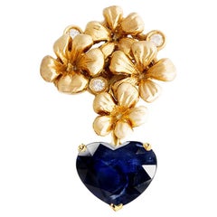 18 Karat Yellow Gold Brooch with DSEF Cert. Heart Cut Blue Sapphire and Diamonds