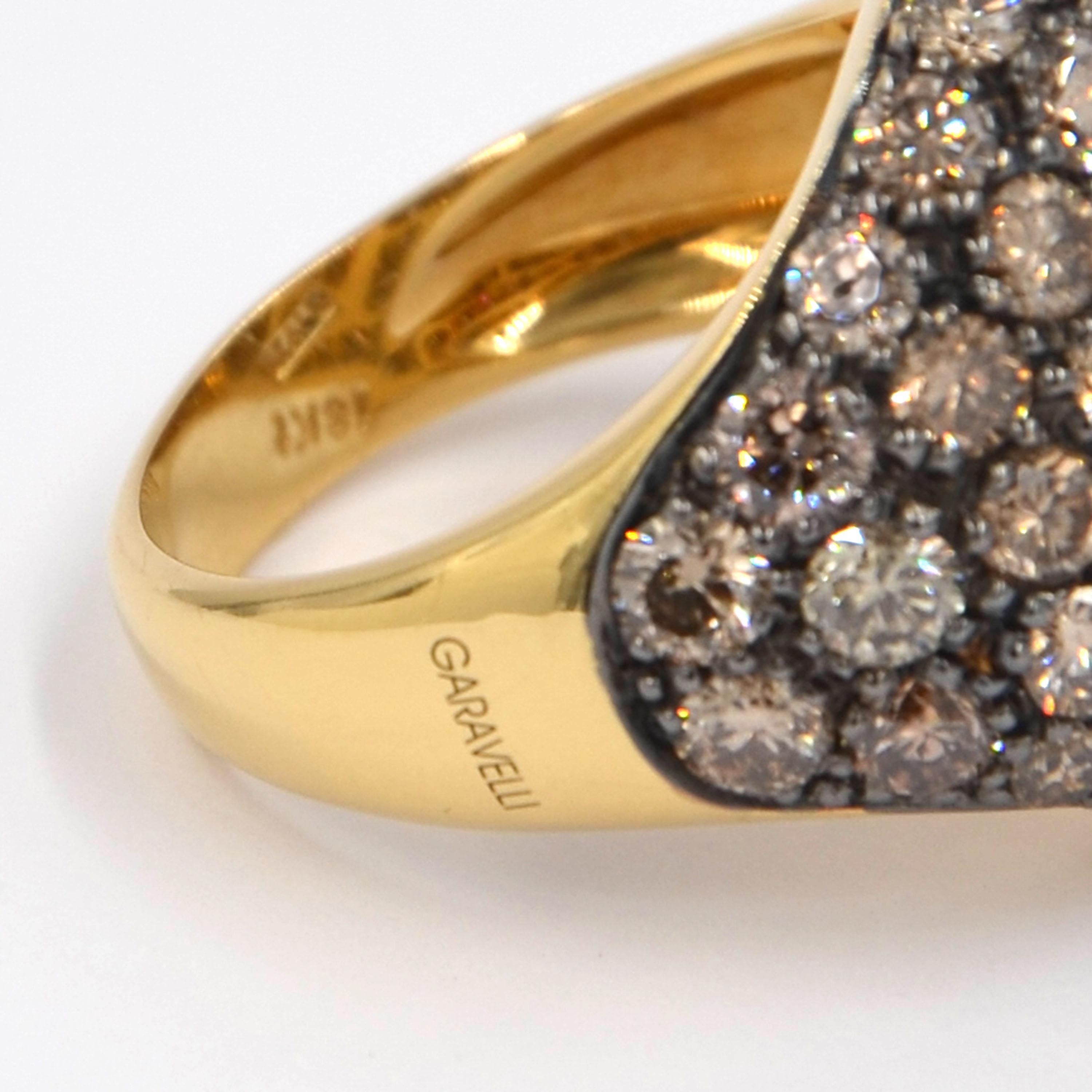 18 Karat Gelbgold Brown Diamanten Pavè Domed Garavelli Ring (Rundschliff) im Angebot