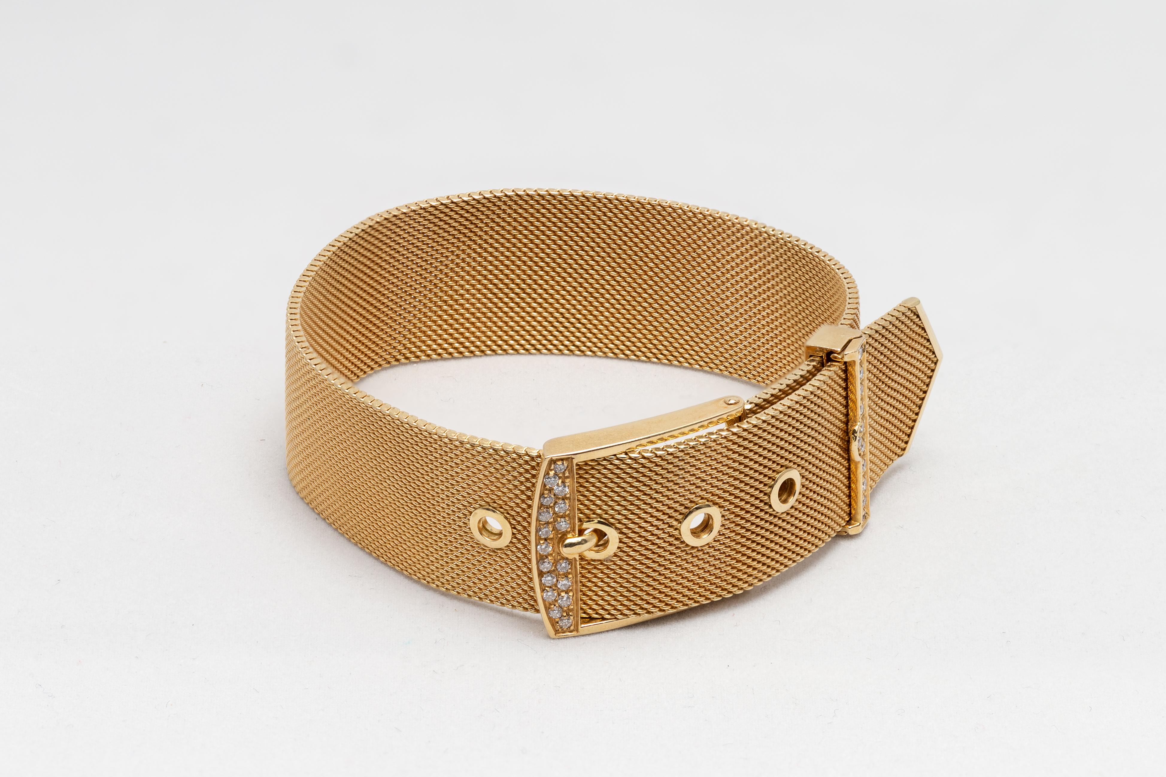 Women's or Men's Modern 1960s Buckle Bracelet with 0.40 Carat Round Diamonds in Yellow Gold