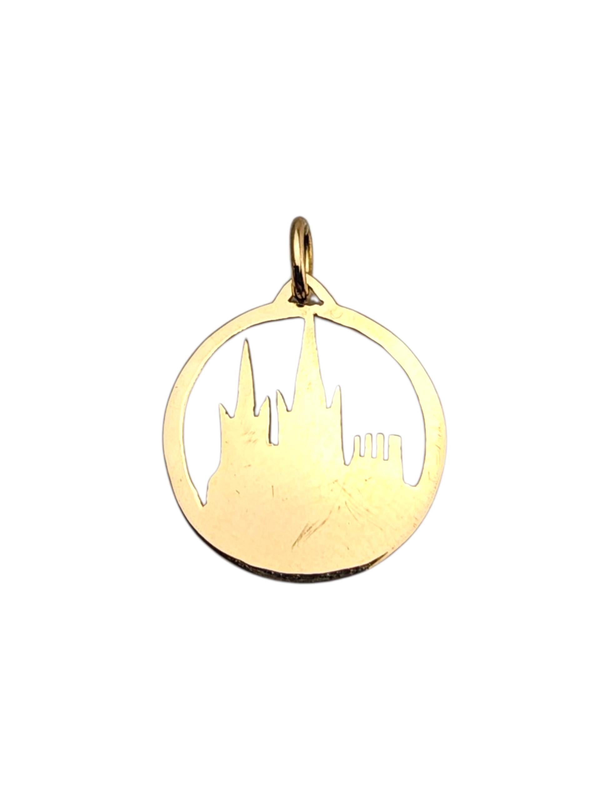 Contemporain Or jaune 18 carats Burgos Cathedral Spain Charm #23591 en vente