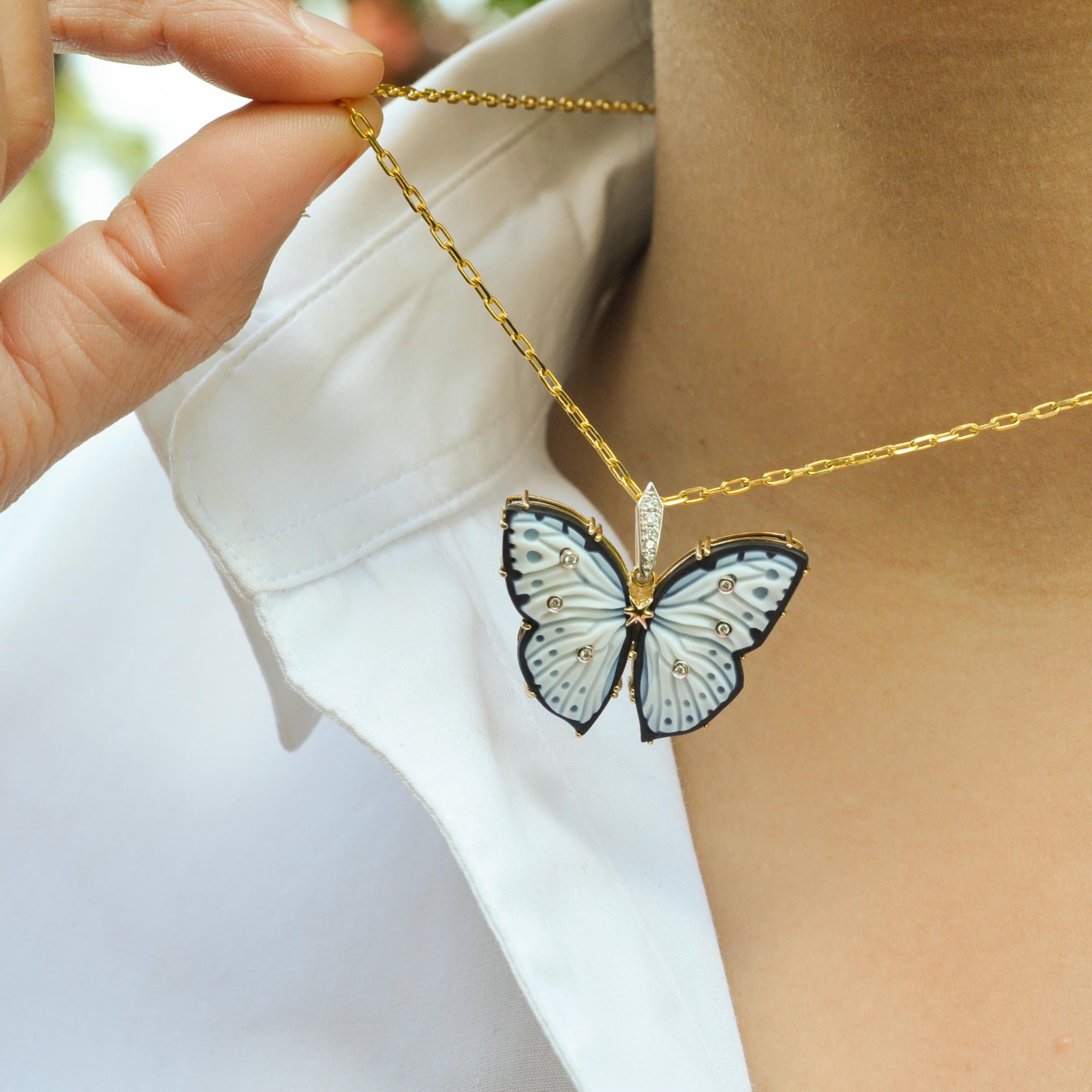 Collar Colgante Diamante Tallado Ágata Mariposa Oro Amarillo 14 Kilates en Nuevo estado para la venta en Jaipur, Rajasthan