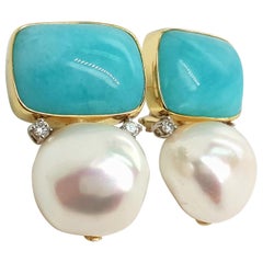 18 Karat Yellow Gold Cabochon Chrysoprase, Freshwater Pearl, Diamond Earrings