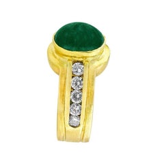 18 Karat Yellow Gold Cabochon Emerald Diamond Ring