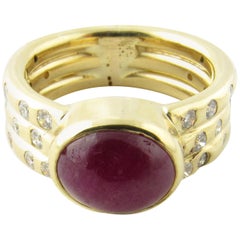 18 Karat Yellow Gold Cabochon Ruby and Diamond Ring