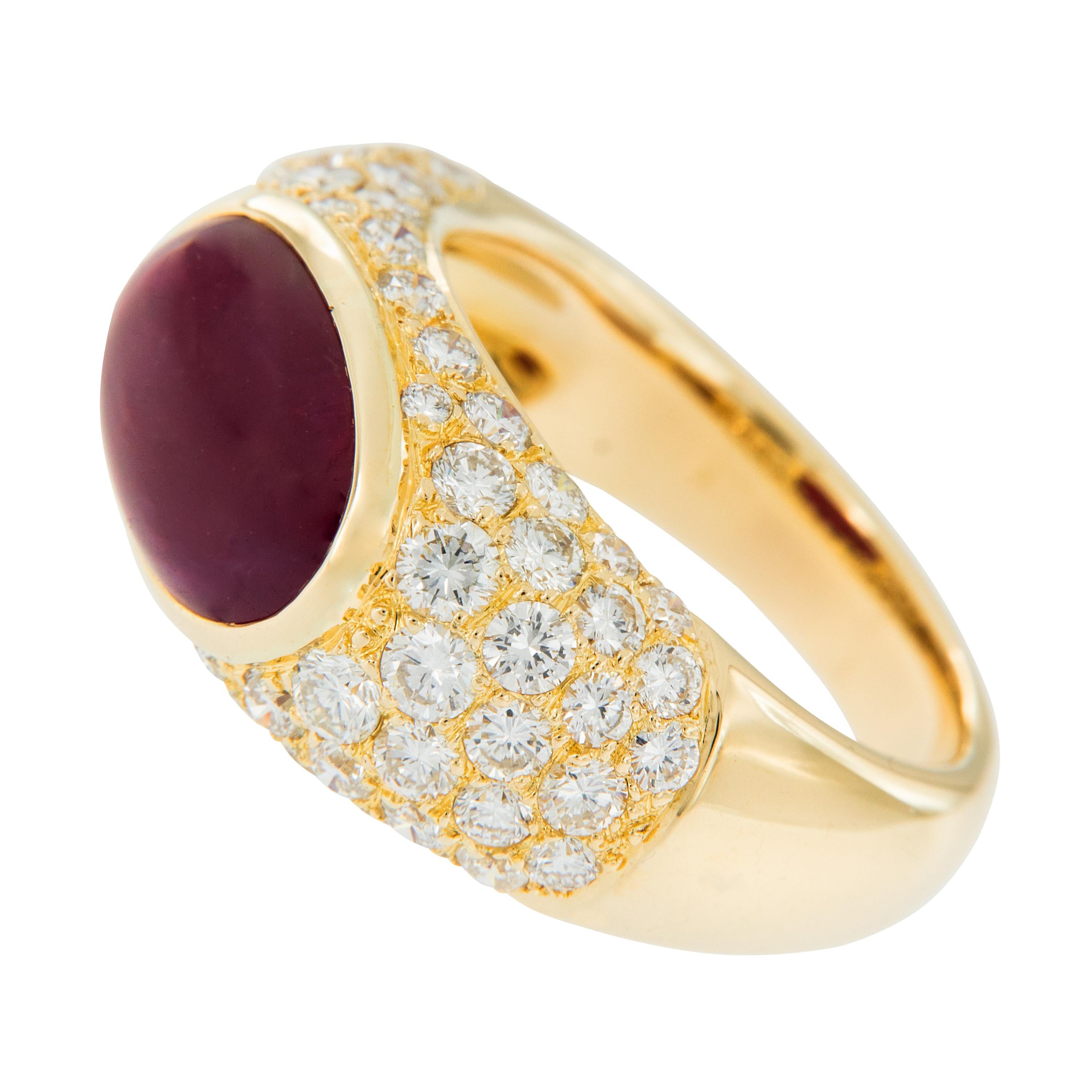Oval Cut 18 Karat Yellow Gold Cabochon Ruby and Diamond Bombe' Band Ring For Sale