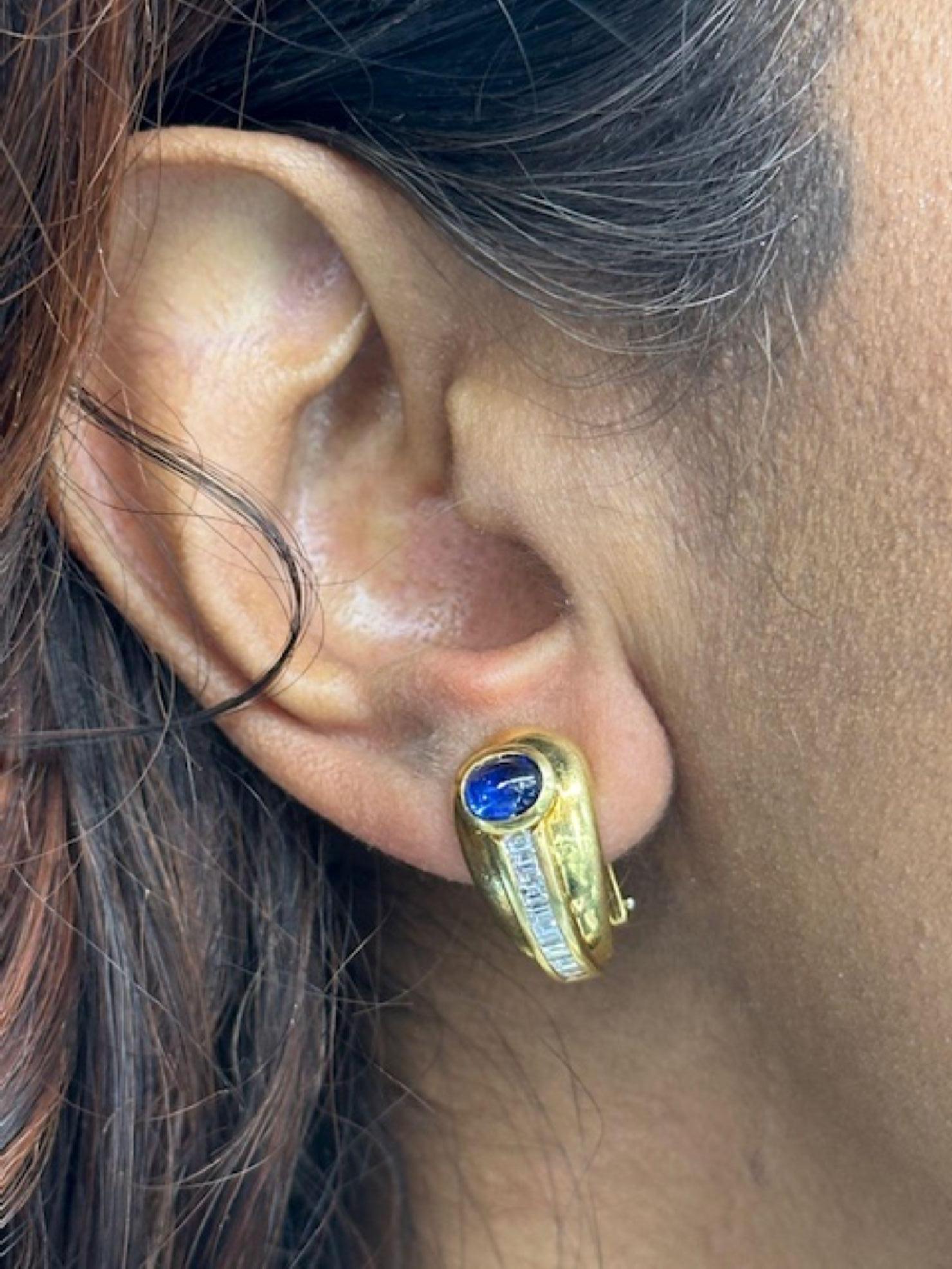 Or jaune 18 carats  Boucles d'oreilles Cabochon Saphir Diamant en vente 3