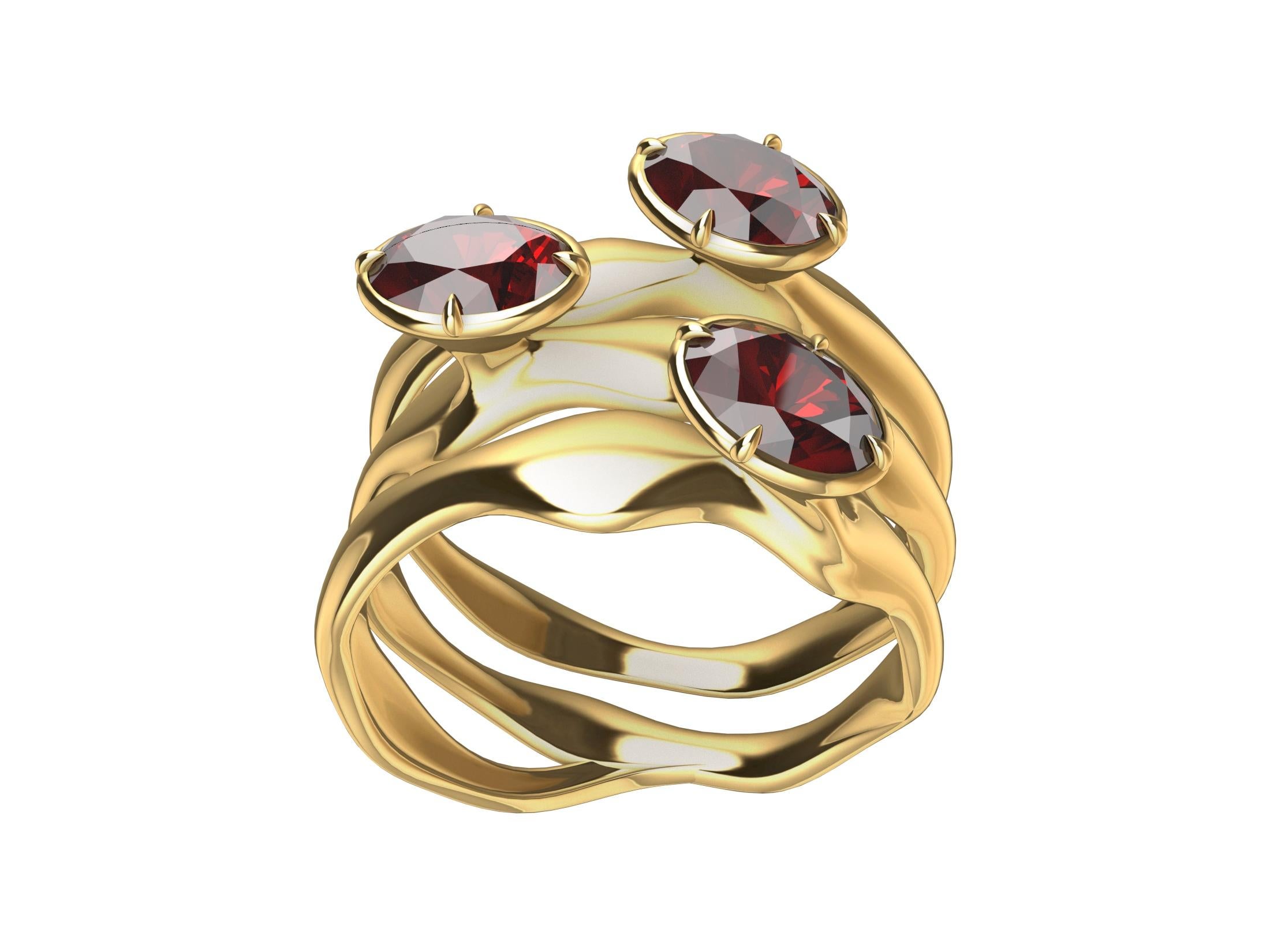 18 Karat Yellow Gold Cactus Ruby Ring For Sale 1