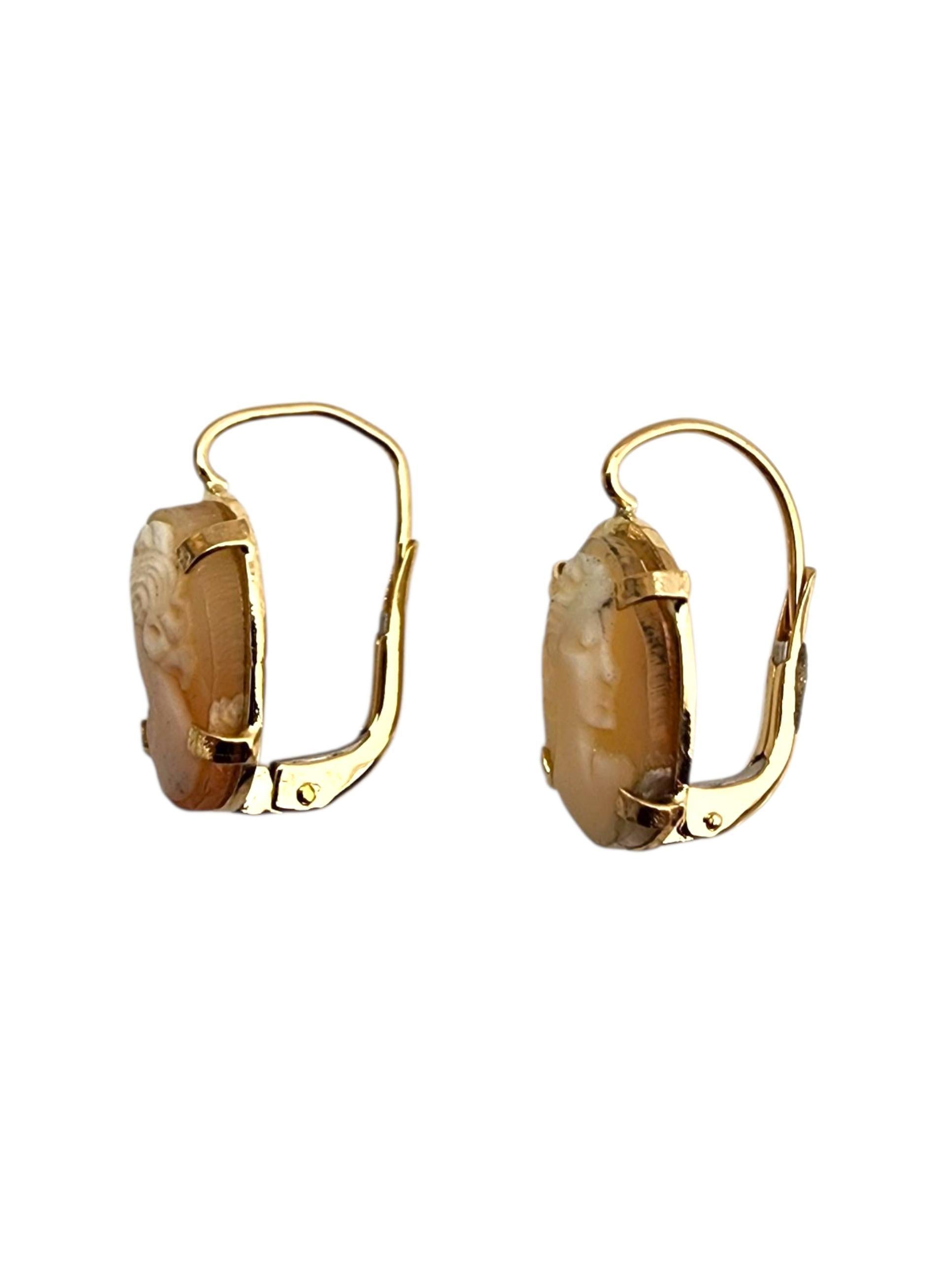 Donna Orecchini con cammeo in oro giallo 18 carati #21937 in vendita