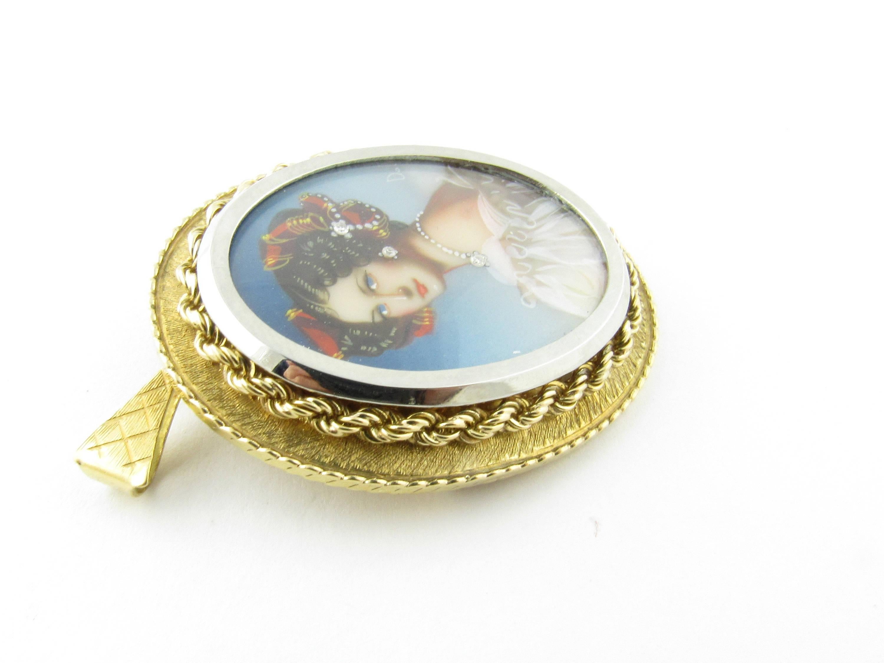 Vintage 18 Karat Yellow Gold Cameo Pendant/Brooch

This spectacular painted cameo features a portrait of a lovely lady framed in meticulously detailed 18K yellow gold. Three gemstones sparkle from her necklace, hair bow and earring.

Can be worn as
