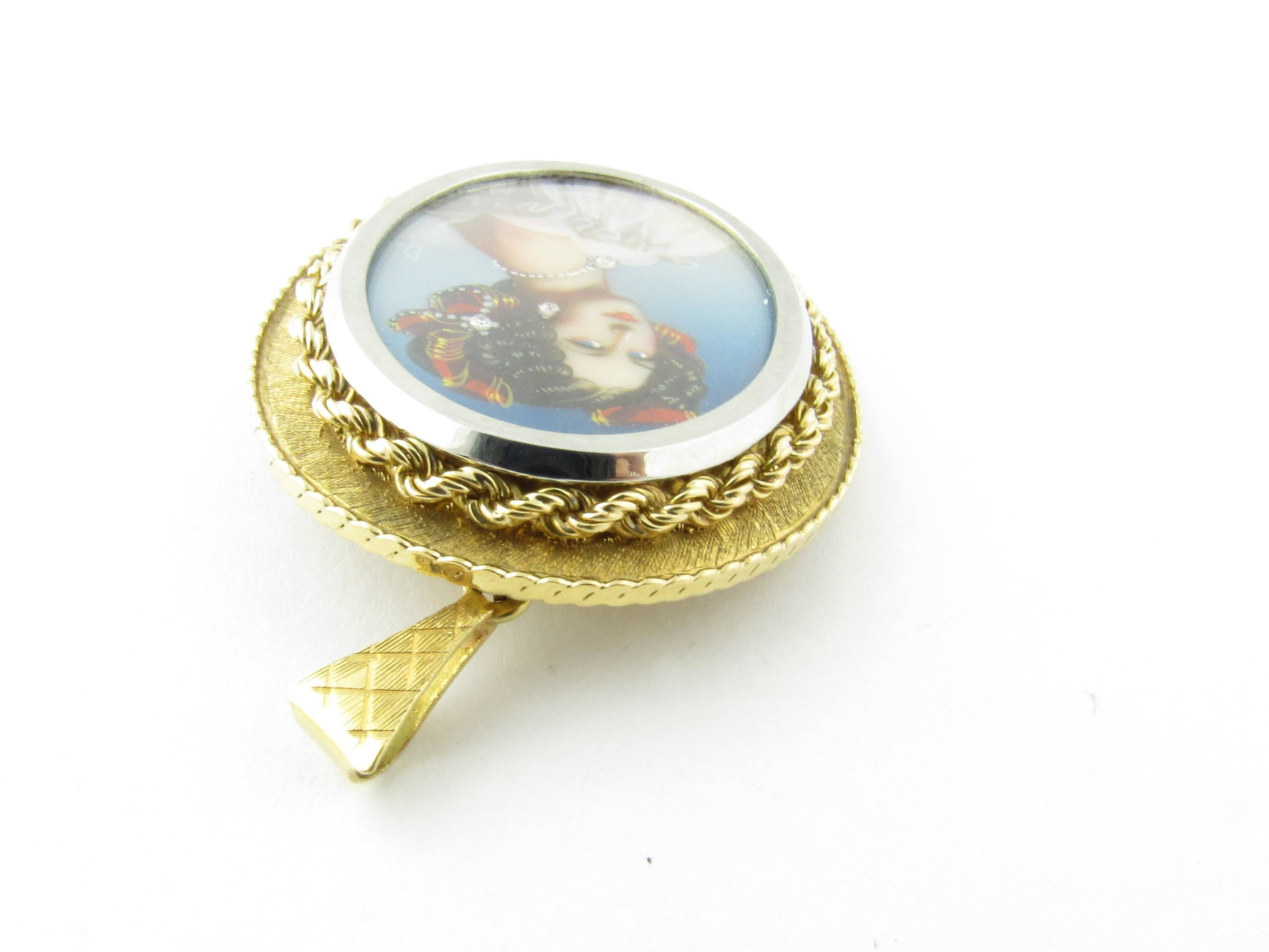 18 Karat Yellow Gold Cameo Pendant or Brooch In Excellent Condition In Washington Depot, CT