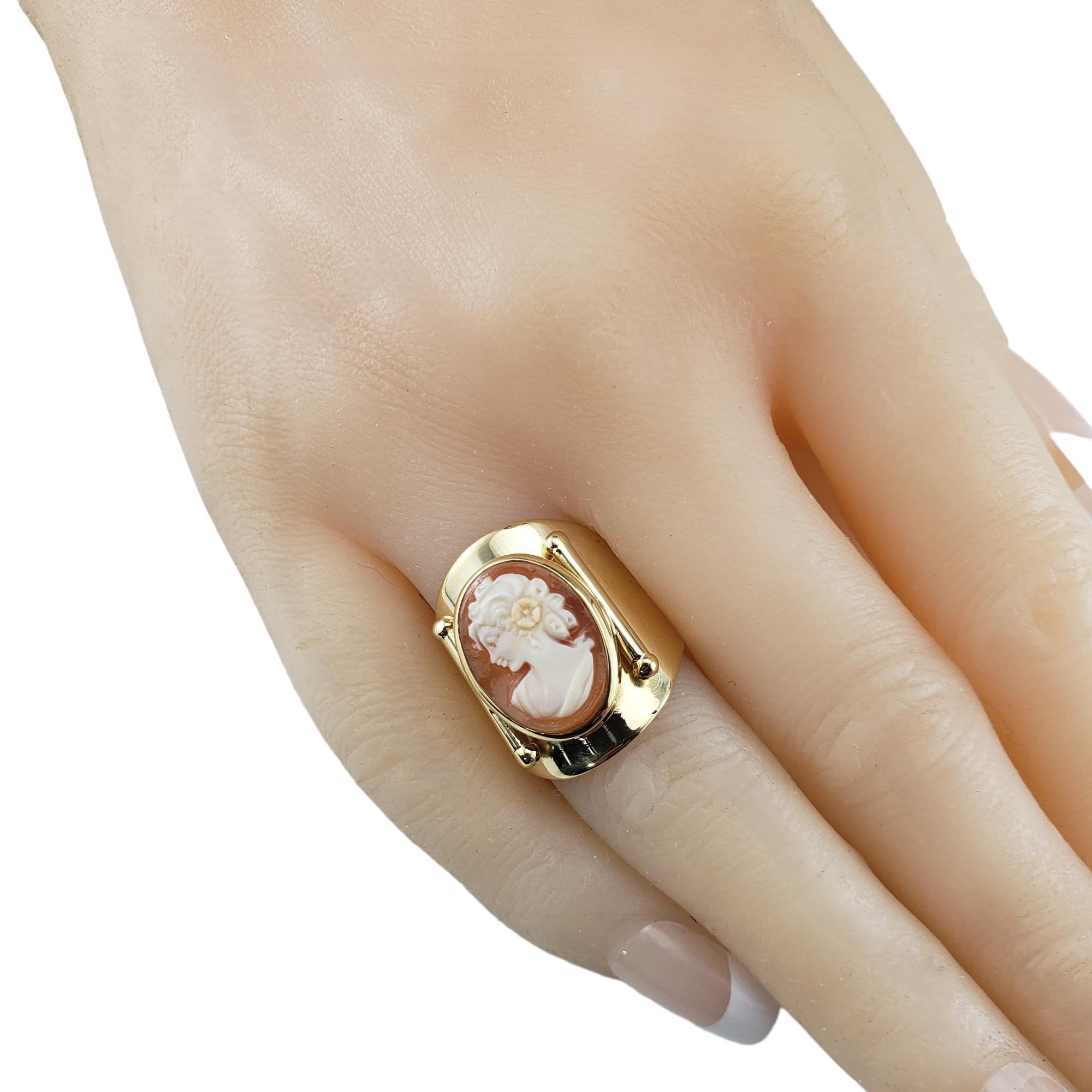18 Karat Yellow Gold Cameo Ring Flexible Size 8.25 #18353 For Sale 4