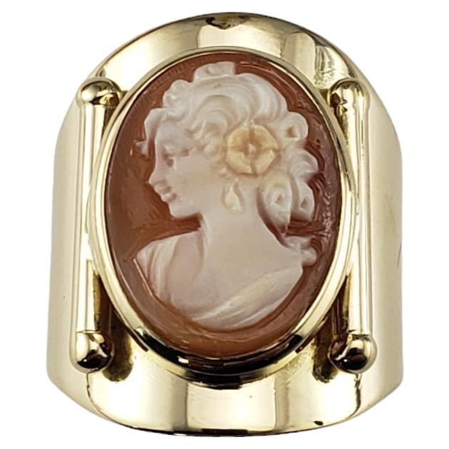 18 Karat Yellow Gold Cameo Ring Flexible Size 8.25 #18353