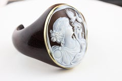 18 Karat Yellow Gold Cameo Wood Cuff Bracelet
