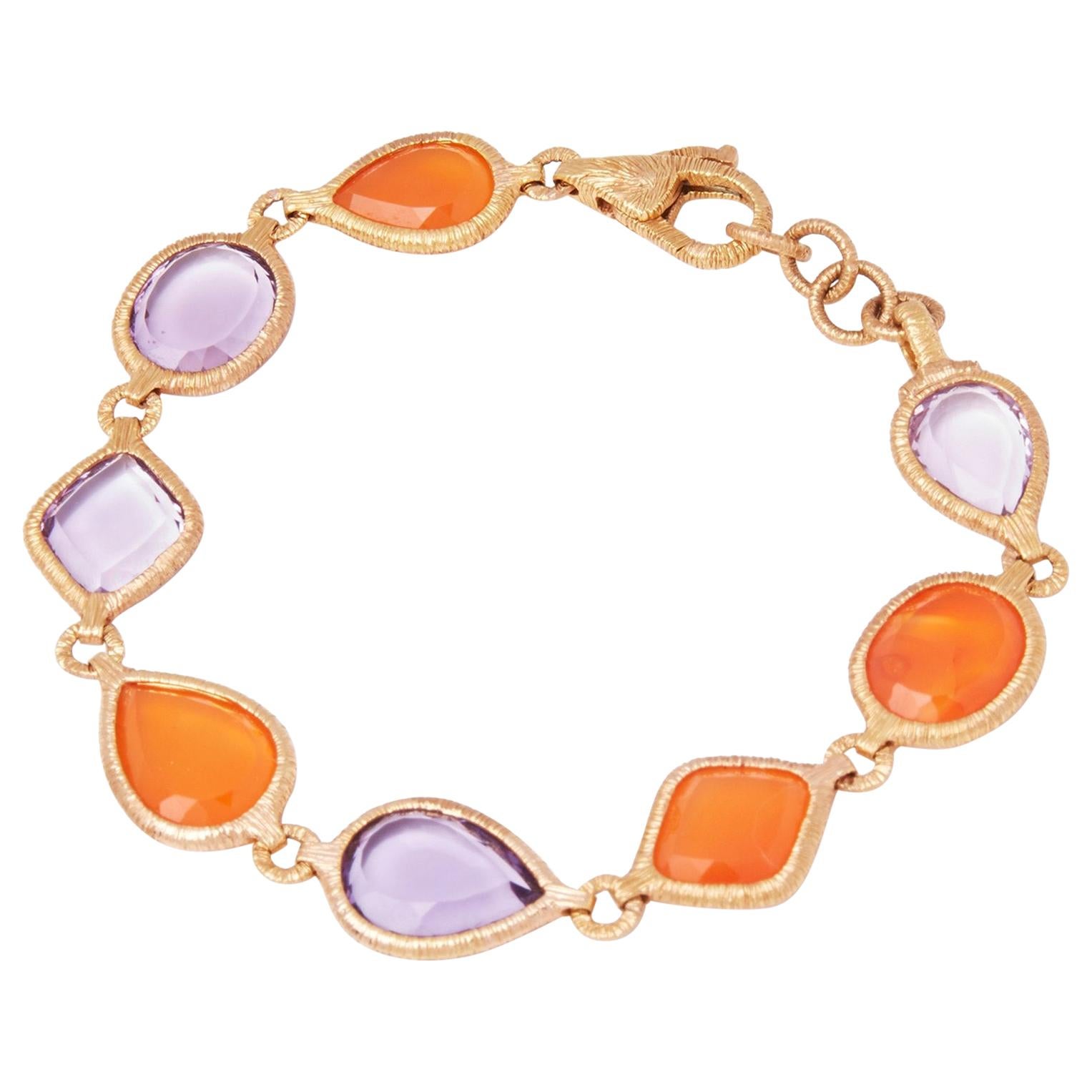18 Karat Yellow Gold Carnelian and Amethyst Bracelet
