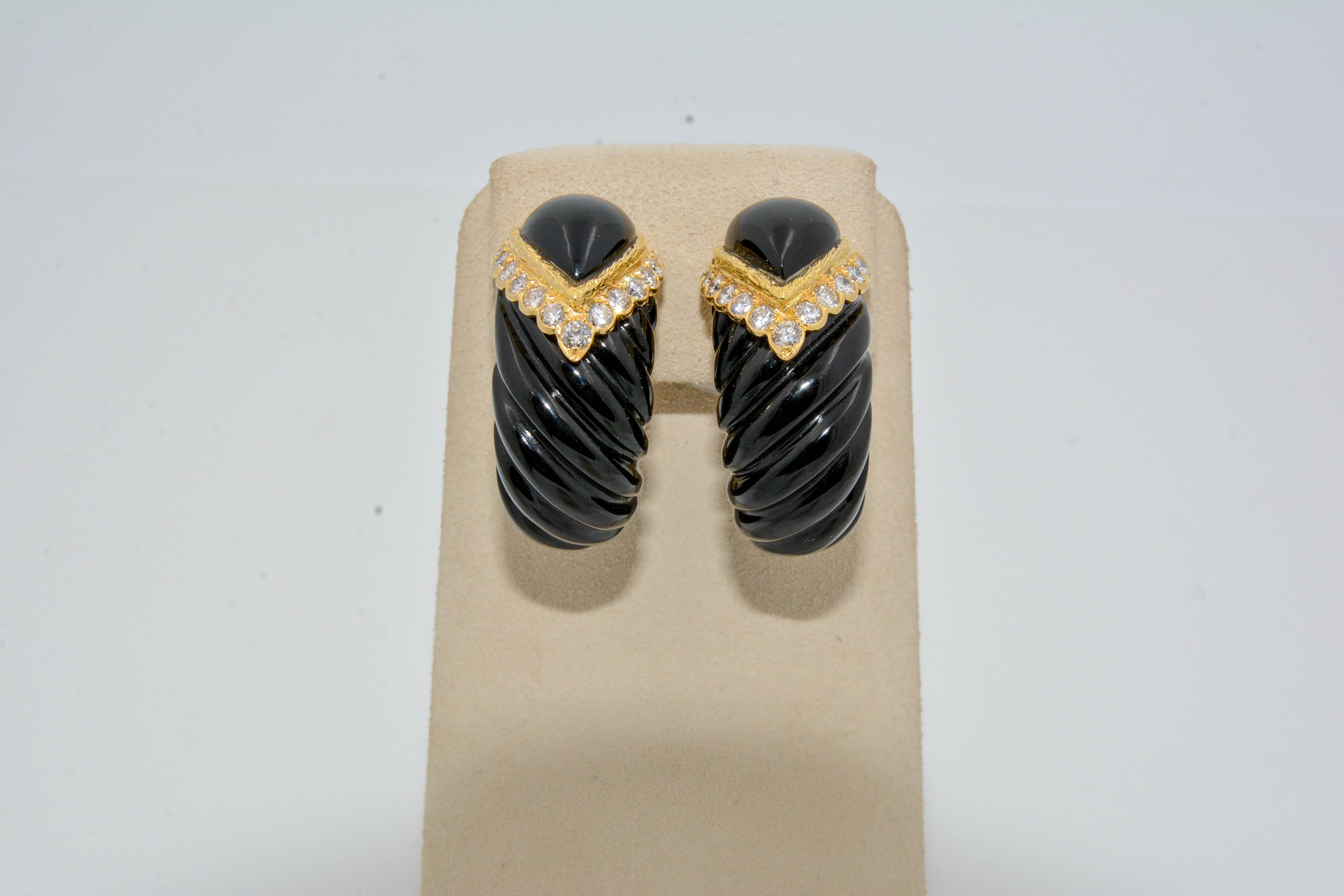 Modern 18 Karat Yellow Gold Carved Black Onyx with Diamond Hoops