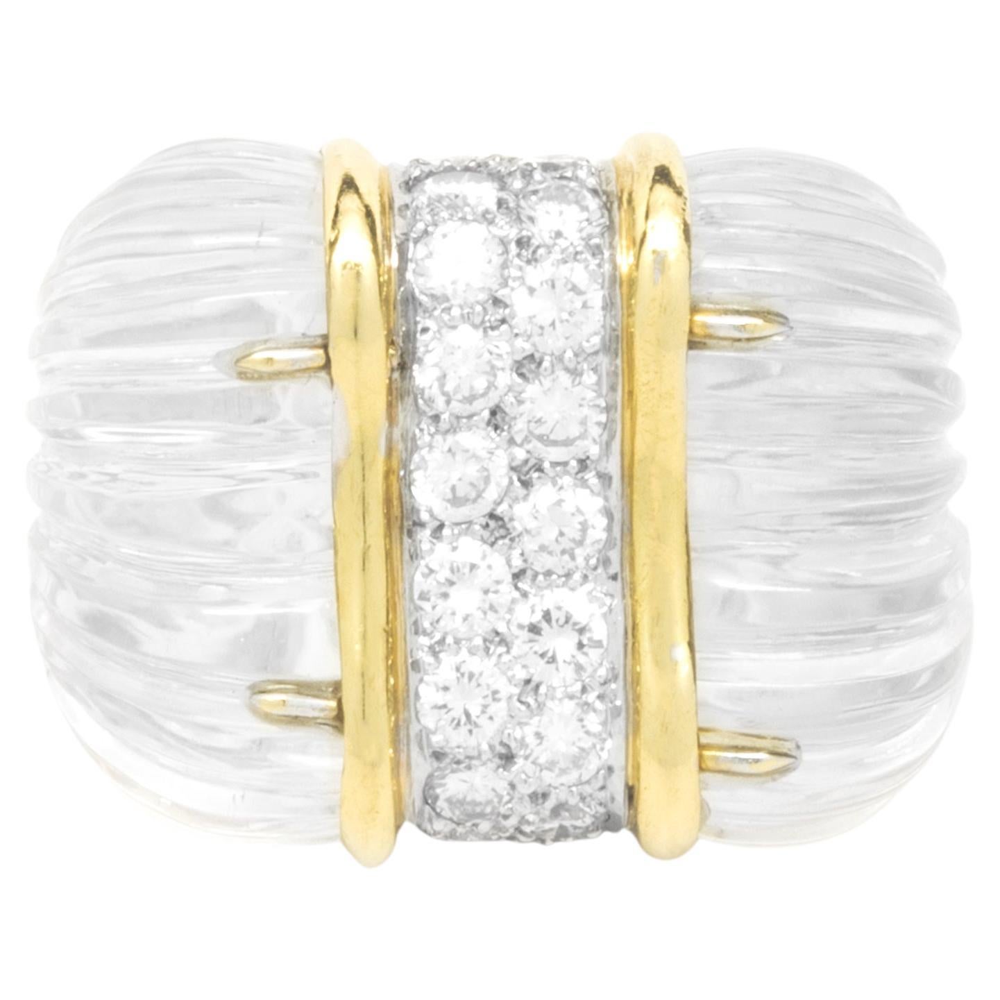 18 Karat Yellow Gold Carved Crystal and Diamond Ring For Sale at 1stDibs