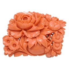 18 Karat Yellow Gold Carved Flower Brooch Crafted with Momoiro Sango Coral