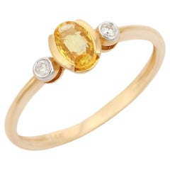 18 Karat Yellow Gold Ceritfied Yellow Sapphire 0.51 Carat with Diamond Ring